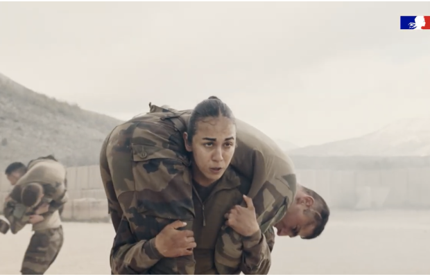 La campagne de recrutement de l’armée de terre vue par Dentsu Creative, intense comme un doc Netflix