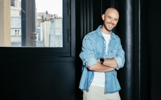 Remède à la solitude in the city : les dîners entre inconnus de Maxime Barbier