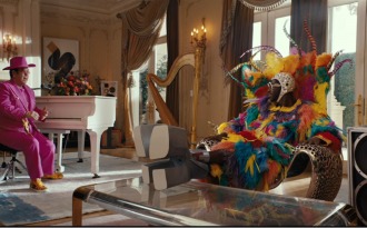 Les spots déjantés d’Elton John et Lil Nas X pour Uber Eats !