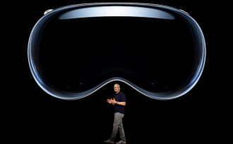 Apple redonne un sérieux coup de boost à la VR en dévoilant son Vision Pro. Oui, mais ?