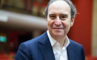 Supercalculateur et recherche: Xavier Niel annonce des « investissements stratégiques » dans l’IA