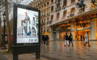 Affichage publicitaire: Clear Channel Outdoor confirme la cession de ses activités en France